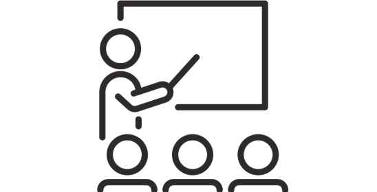 grafika przedstawiająca ludziki na szkoleniu