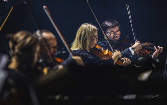 osoby grające na altówkach